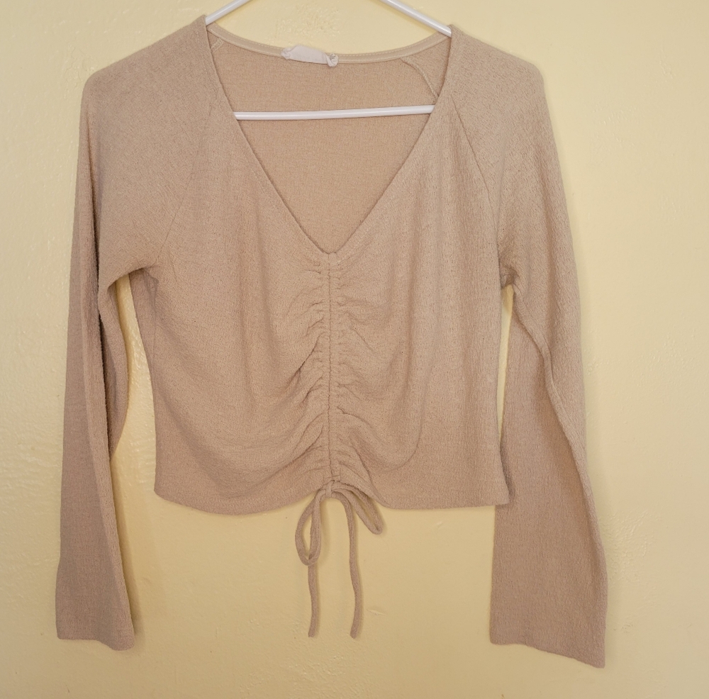All In Favor Cream Crop Long Sleeve Size Large